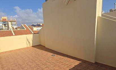 Resale - Townhouse - La Mata