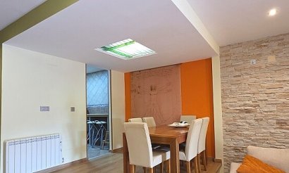 Resale - Townhouse - La Mata