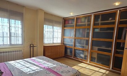 Resale - Townhouse - La Mata