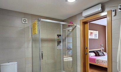 Resale - Townhouse - La Mata