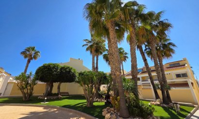 Resale - Townhouse - La Mata