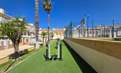 Resale - Townhouse - La Mata