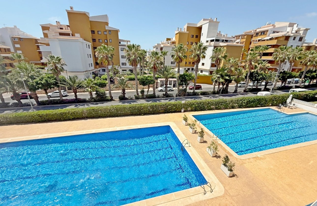 Resale - Apartment / flat - Orihuela Costa - Punta Prima