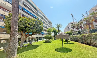 Resale - Apartment / flat - Orihuela Costa - Punta Prima