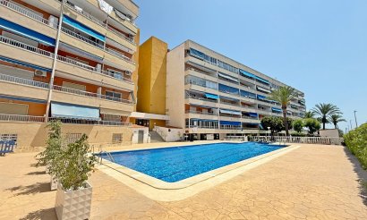 Resale - Apartment / flat - Orihuela Costa - Punta Prima