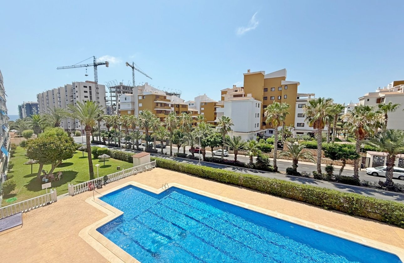 Resale - Apartment / flat - Orihuela Costa - Punta Prima