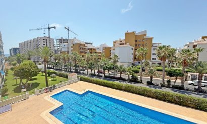 Resale - Apartment / flat - Orihuela Costa - Punta Prima