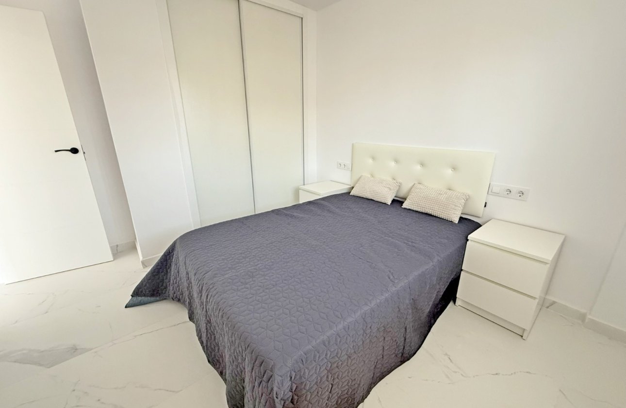 Resale - Apartment / flat - Orihuela Costa - Punta Prima