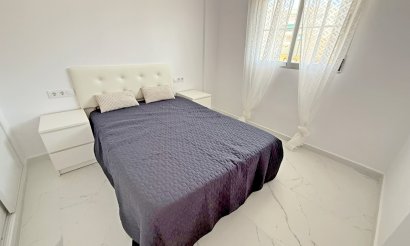 Resale - Apartment / flat - Orihuela Costa - Punta Prima