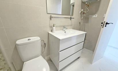 Resale - Apartment / flat - Orihuela Costa - Punta Prima
