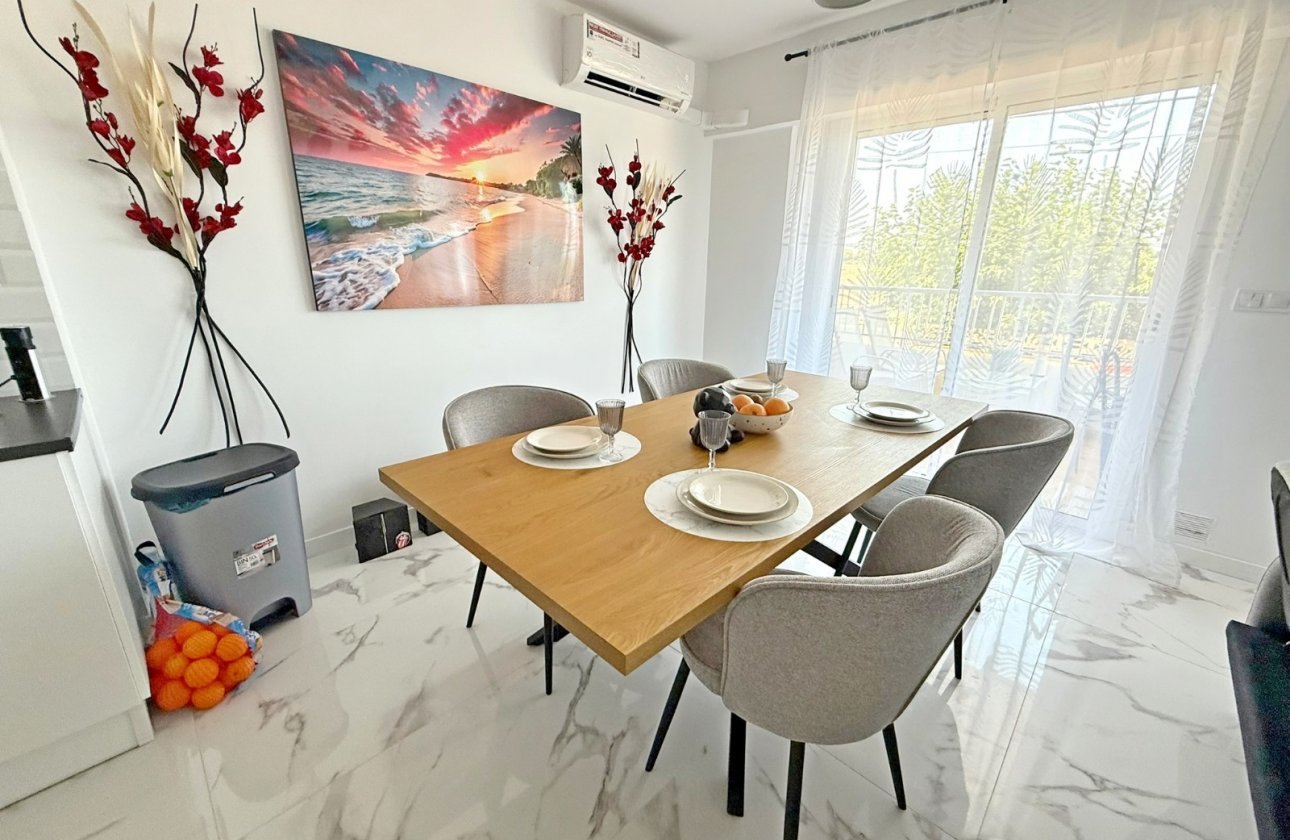 Resale - Apartment / flat - Orihuela Costa - Punta Prima