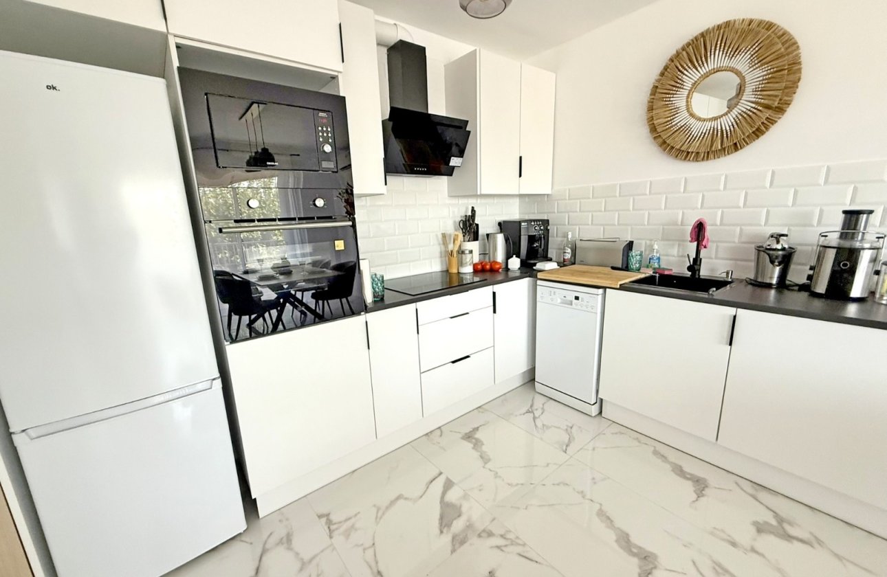 Resale - Apartment / flat - Orihuela Costa - Punta Prima