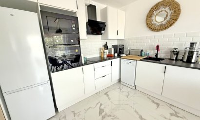 Resale - Apartment / flat - Orihuela Costa - Punta Prima