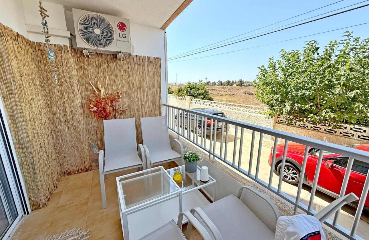 Resale - Apartment / flat - Orihuela Costa - Punta Prima