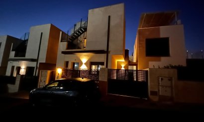 Revente - Villa - Orihuela Costa - PAU 26