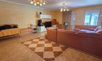 Revente - Maison de ville - San Isidro