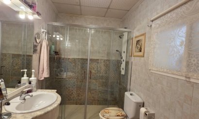 Revente - Maison de ville - San Isidro