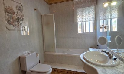 Revente - Maison de ville - San Isidro