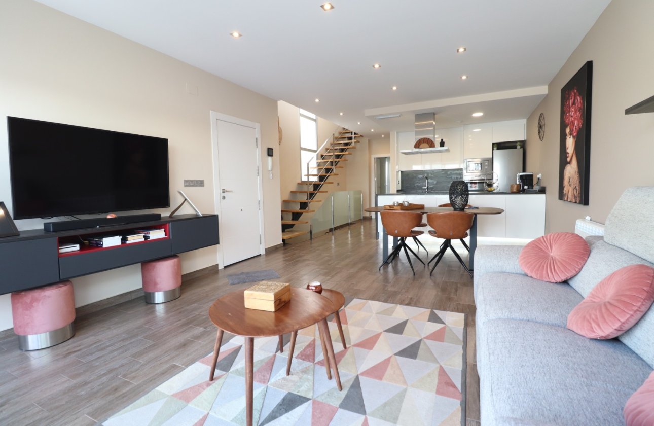 Resale - Townhouse - Daya Vieja - Daya Vieja - Town