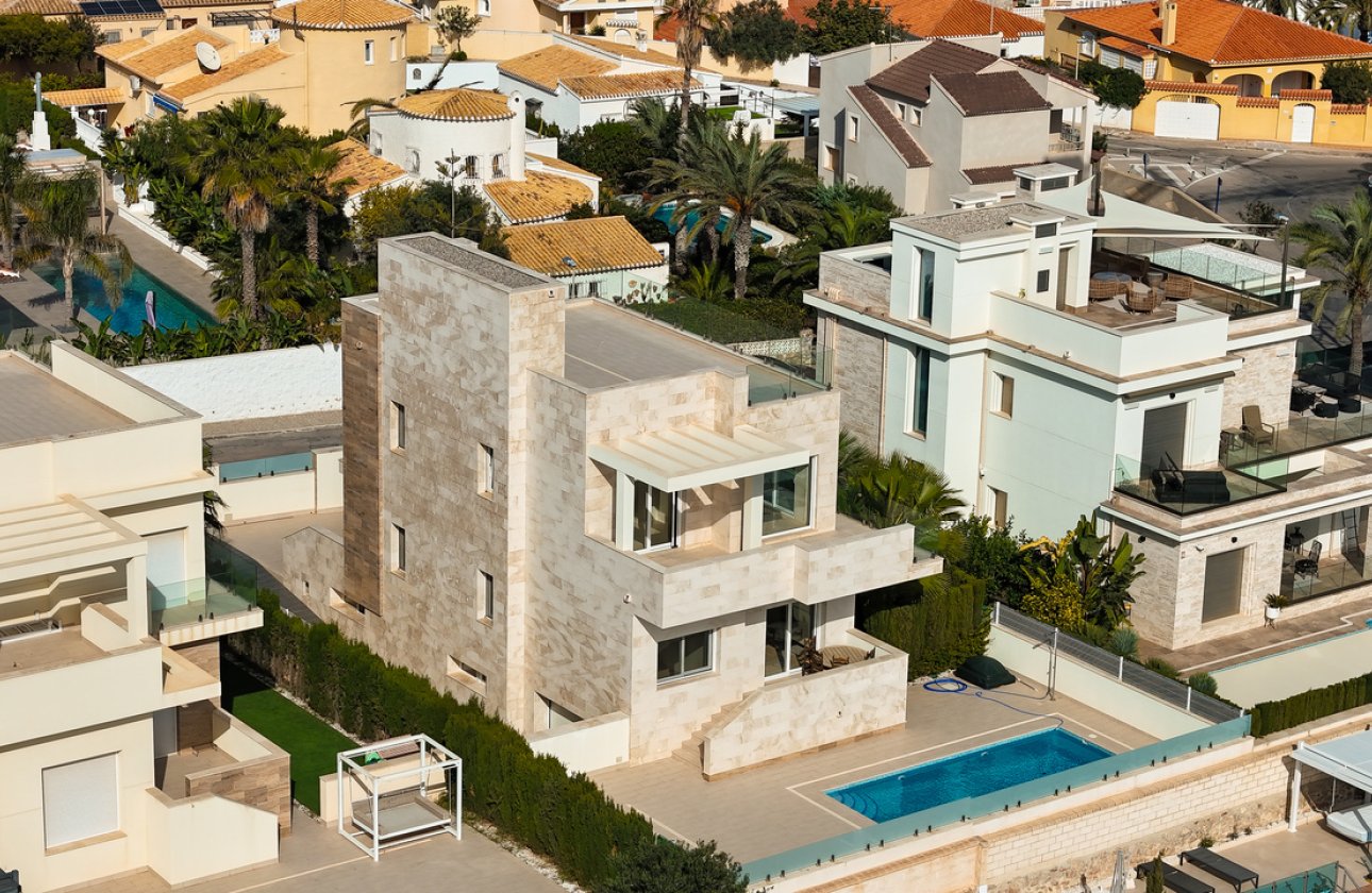 Resale - Villa - La Zenia