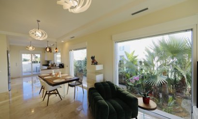 Resale - Villa - La Zenia