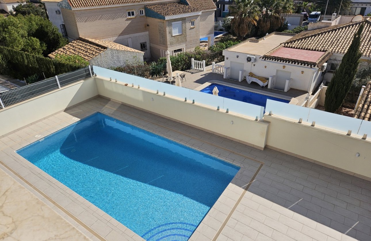 Resale - Villa - La Zenia