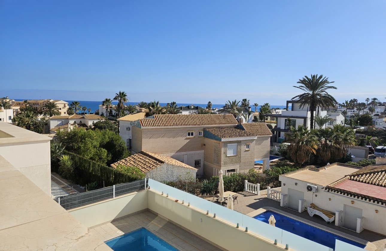 Resale - Villa - La Zenia