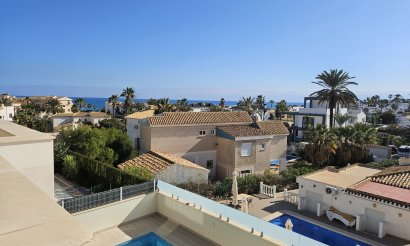 Resale - Villa - La Zenia