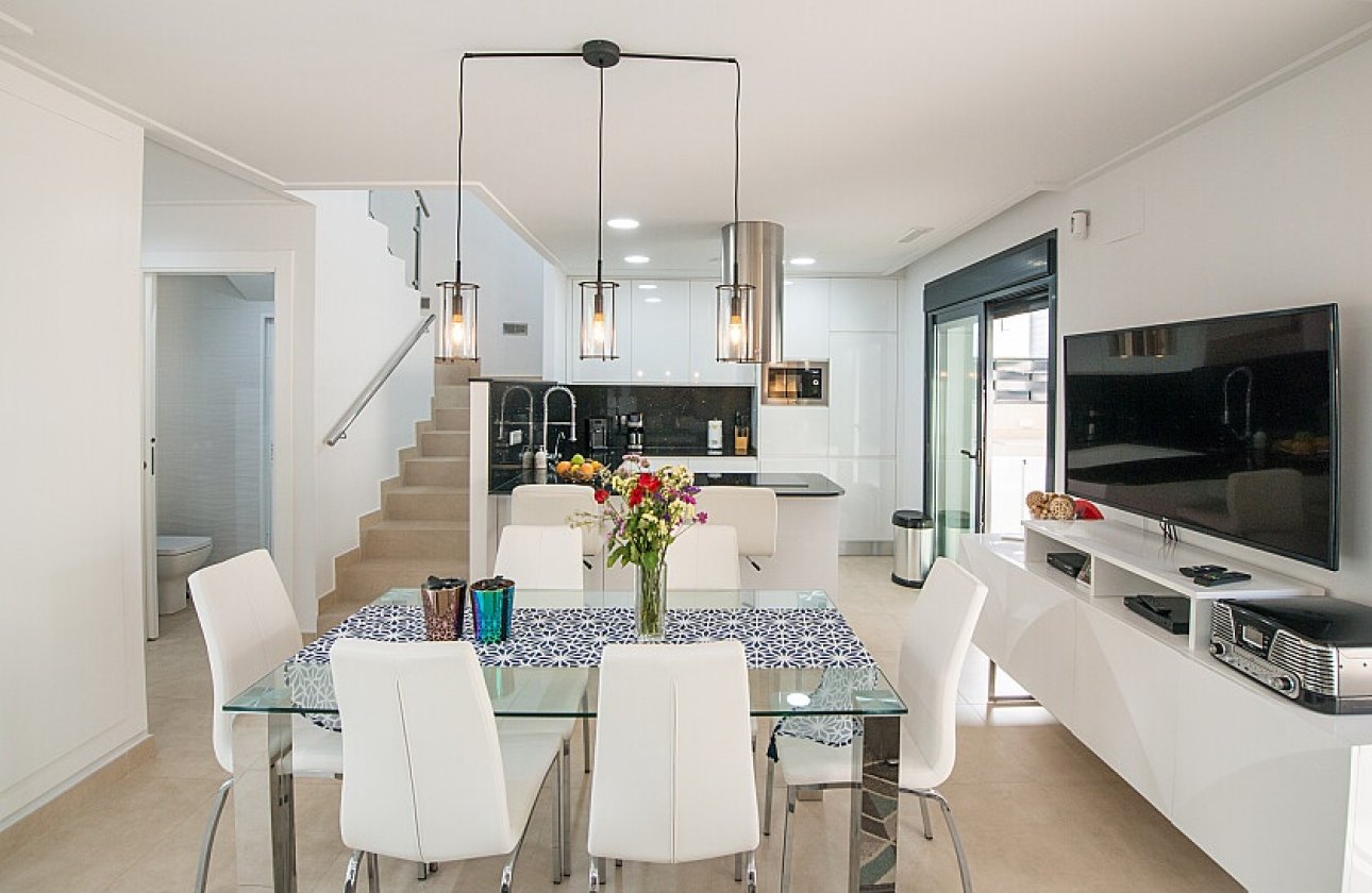 Resale - Townhouse - Benijofar