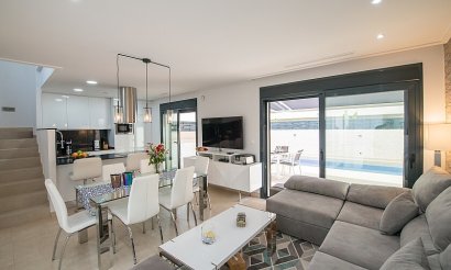 Resale - Townhouse - Benijofar