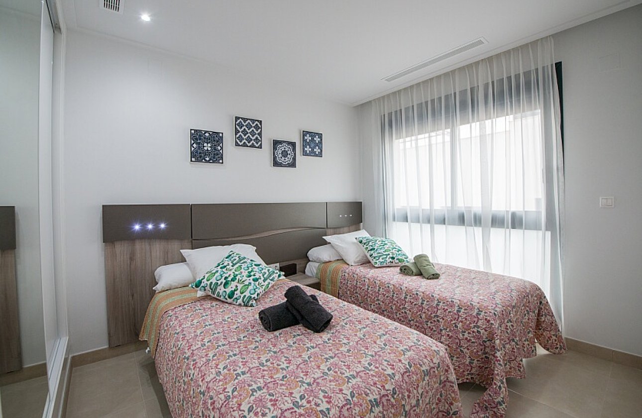 Resale - Townhouse - Benijofar