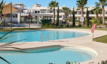 Resale - Apartment / flat - Torrevieja - La Veleta