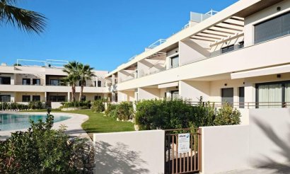 Resale - Apartment / flat - Torrevieja - La Veleta