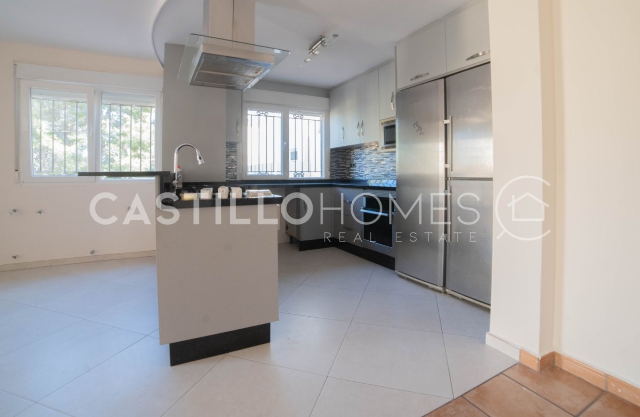 Resale - Villa - Orihuela Costa - Las Filipinas