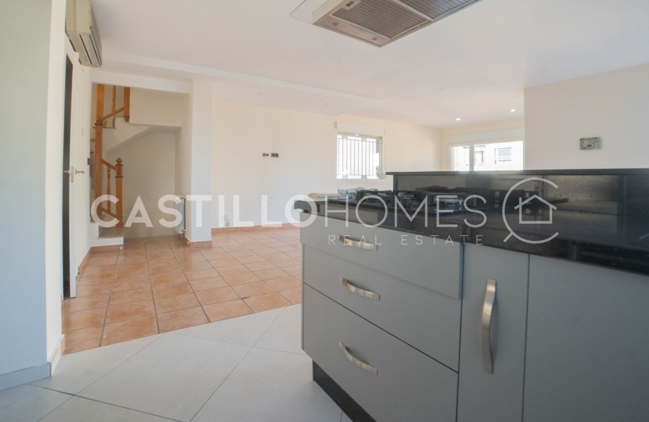 Resale - Villa - Orihuela Costa - Las Filipinas