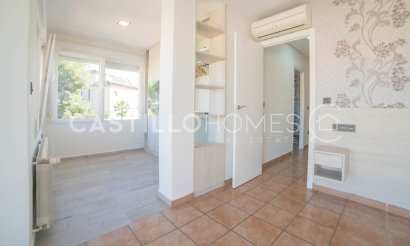 Resale - Villa - Orihuela Costa - Las Filipinas