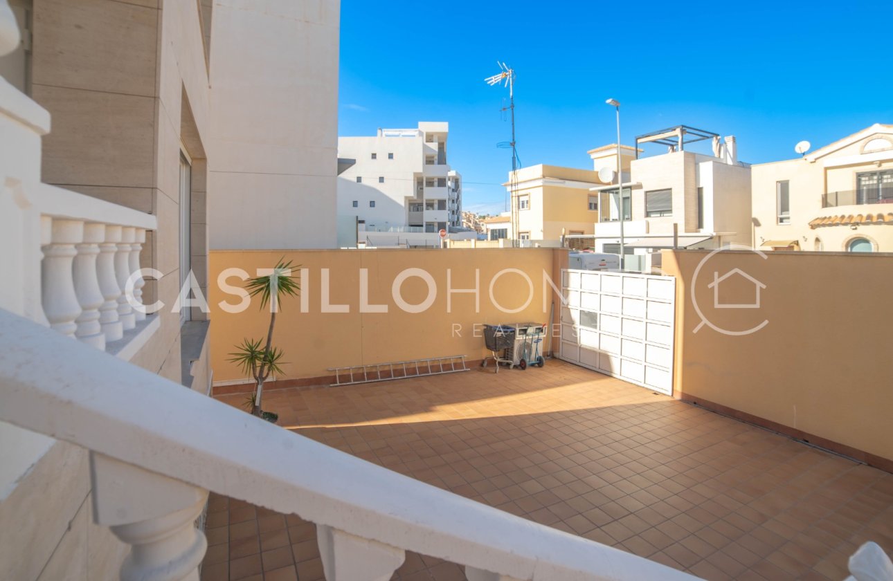 Resale - Villa - Orihuela Costa - Las Filipinas