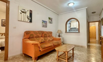 Resale - Apartment / flat - Torrevieja - Playa del Cura