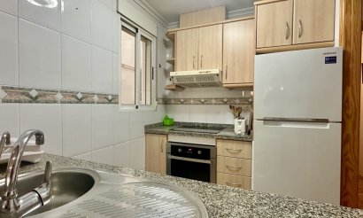 Resale - Apartment / flat - Torrevieja - Playa del Cura
