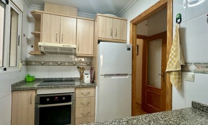 Resale - Apartment / flat - Torrevieja - Playa del Cura