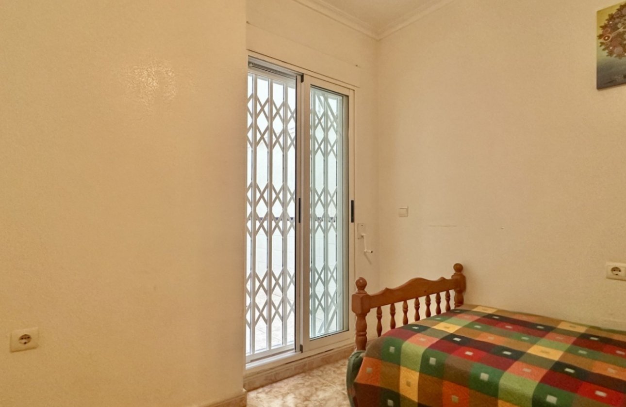 Resale - Apartment / flat - Torrevieja - Playa del Cura