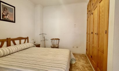 Resale - Apartment / flat - Torrevieja - Playa del Cura