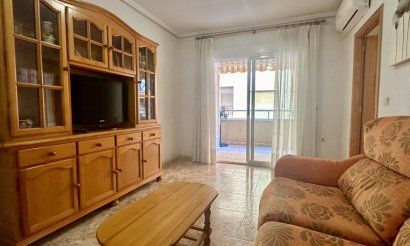 Resale - Apartment / flat - Torrevieja - Playa del Cura