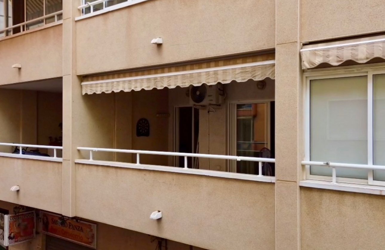 Resale - Apartment / flat - Torrevieja - Playa del Cura