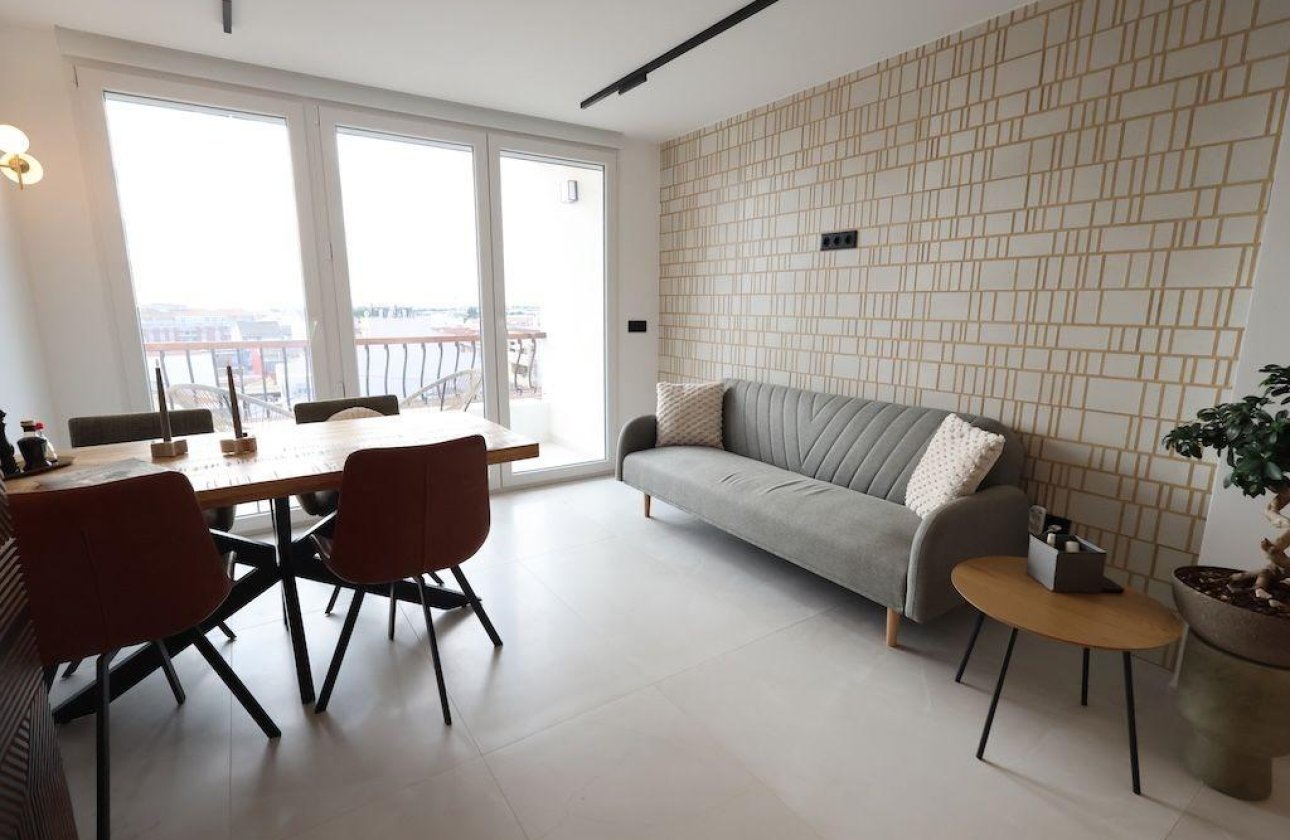 Resale - Apartment / flat - Pilar de la Horadada - Zona Pueblo