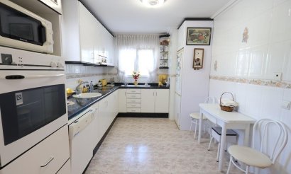 Resale - Villa - Orihuela Costa - Villamartín-Las Filipinas