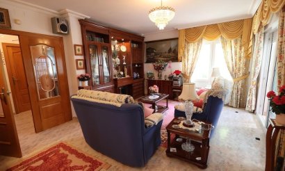 Resale - Villa - Orihuela Costa - Villamartín-Las Filipinas
