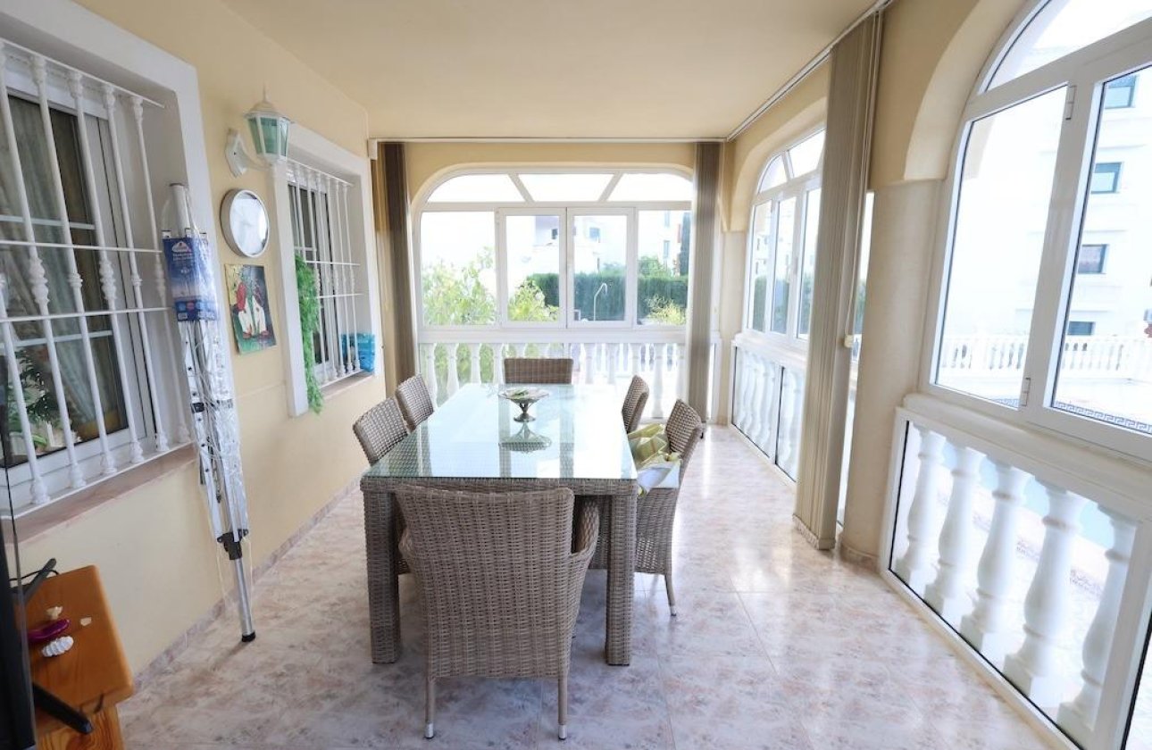 Resale - Villa - Orihuela Costa - Villamartín-Las Filipinas