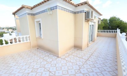 Resale - Villa - Orihuela Costa - Villamartín-Las Filipinas
