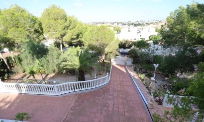 Resale - Villa - Orihuela Costa - Villamartín-Las Filipinas